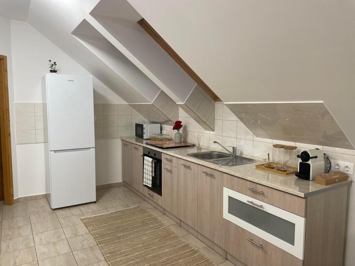 Taverna Apartman 莫诺尔 外观 照片